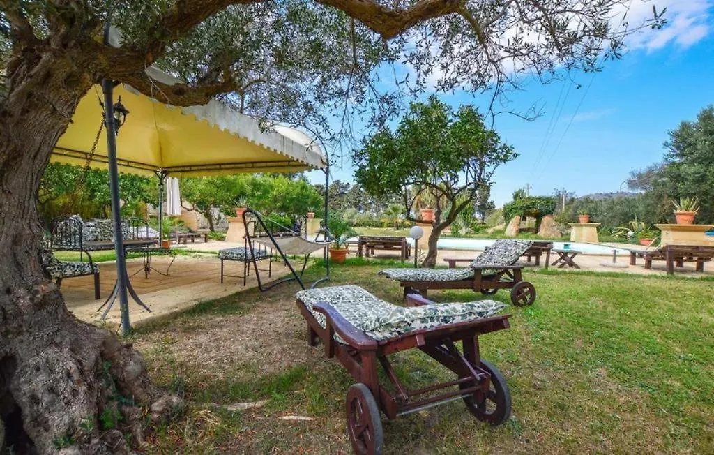 Country house La Baronia Guest House Trapani